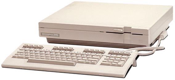 Commodore 128D (1985)
